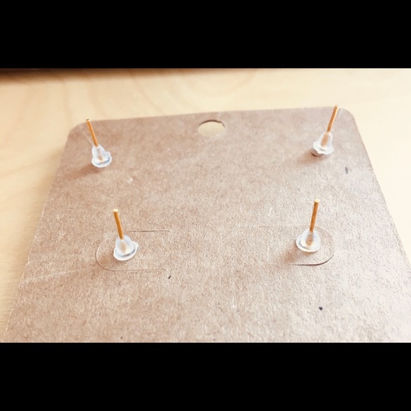 Zebra & Giraffe Stud Earrings - Picture 8 of 8